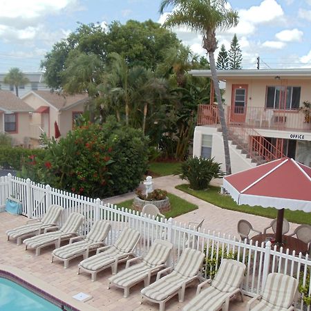 Carlton House Motel And Suites St. Pete Beach Exterior foto