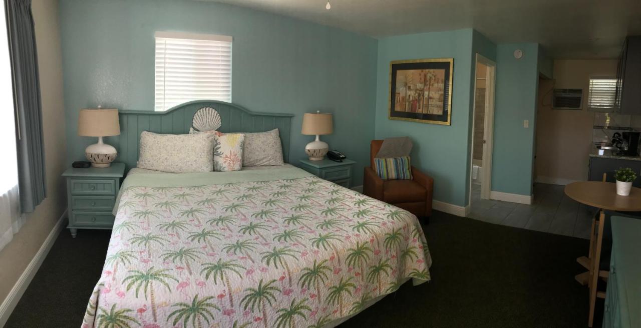 Carlton House Motel And Suites St. Pete Beach Exterior foto